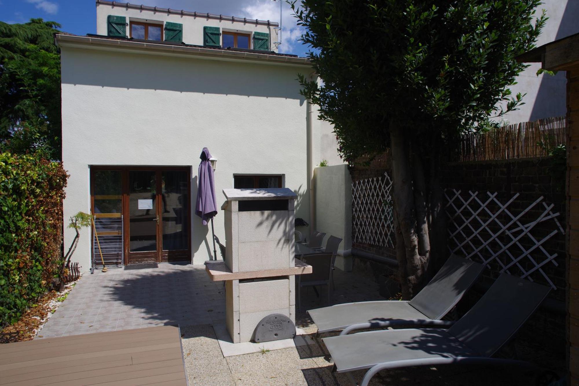 Maison De Charme Avec Jardin A 10Mn De Paris Nanterre Exterior photo
